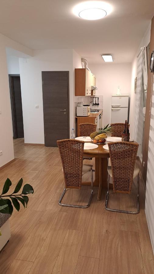 Greenline Pula Apartment Eksteriør billede