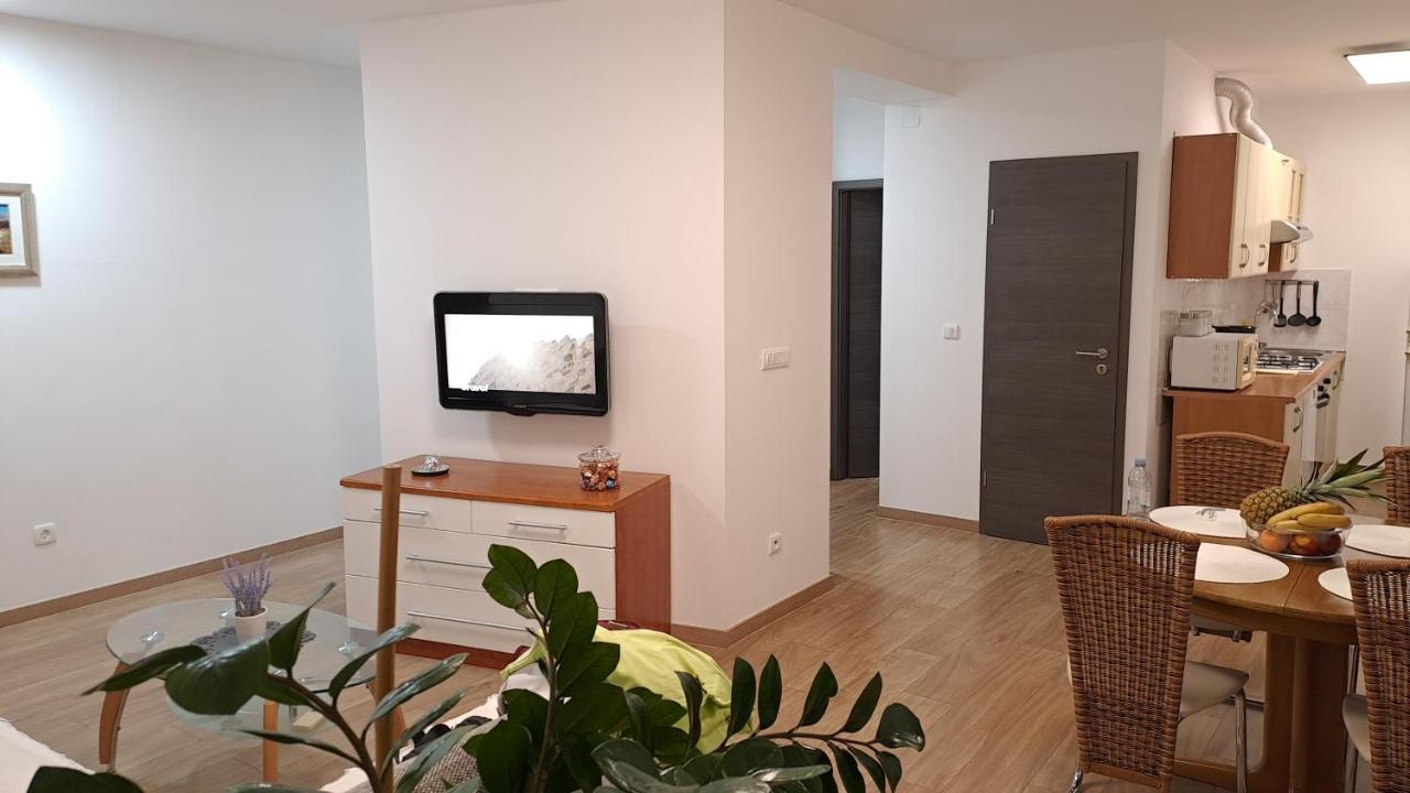 Greenline Pula Apartment Eksteriør billede